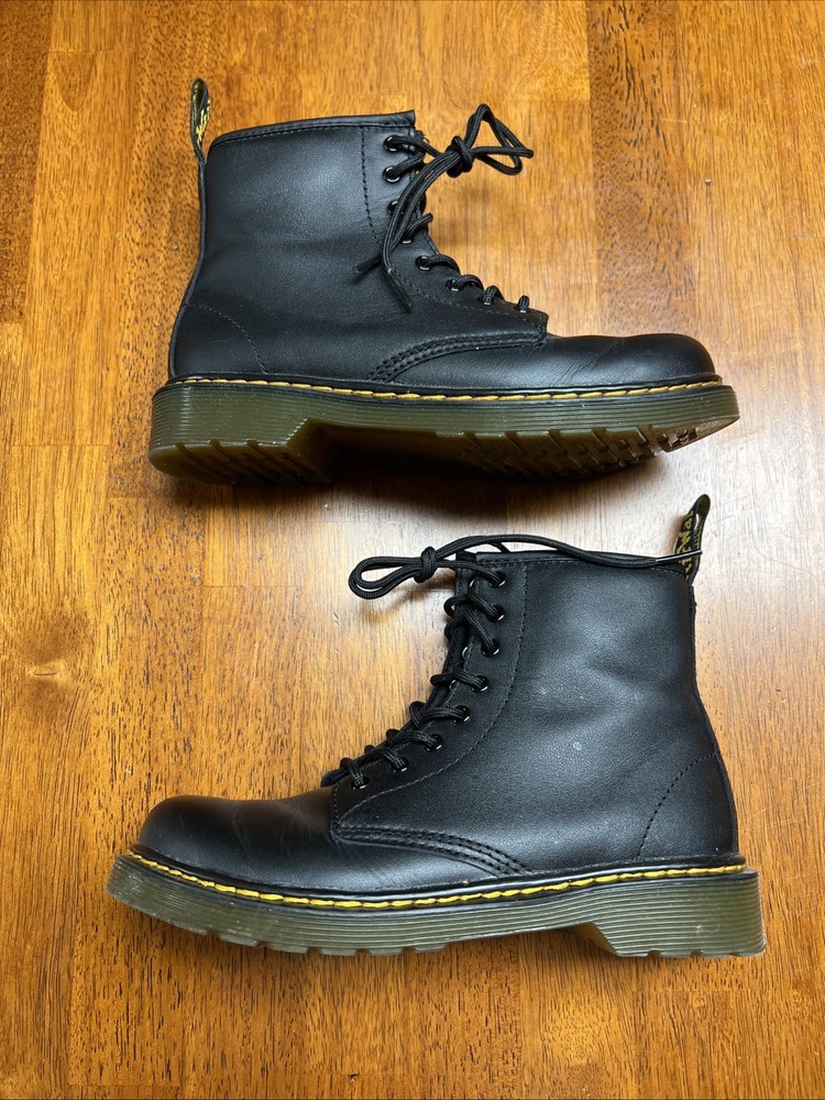 Doc Martin 1460 J Black Core Kids Size 3 Used worn two times