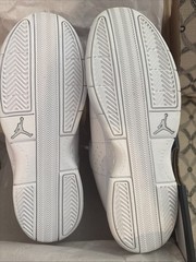 Air Jordan Team Elite 2 Low GS Size 6Y. Color White. Never Worn