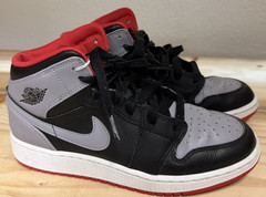 Jordan Air Jordan 1 Mid Unisex Kids US 5.5 Black/Gray/Red Leather Lace-Up