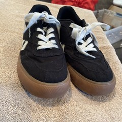 Reebok Classics Black White – Size 3 Kids Sneakers Shoes