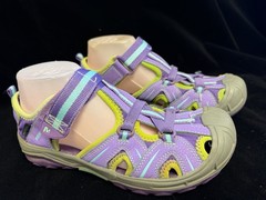 MERRELL Hydro Waterproof Sandals Close Toe Big Kids Size 5 M Purple Hiking Shoes