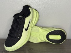 Nike Uplift SC Shoes Barely Volt Black Size 4.5Y Brand New In Box Phylon Cushion