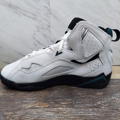 Jordan True Flight White Black Oxidized Green 343795 133 GS SZ 5.5Y Women’s 7
