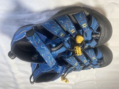 KEEN Newport H2 Waterproof Youth Sandals / Size 3
