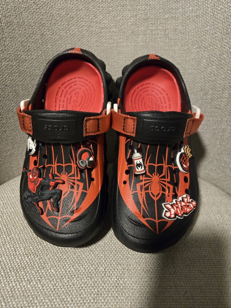 Crocs Team Spider-Man Echo Glow Clog – GLOW-IN-THE-DARK SPIDEY Kids Sz J3 US
