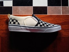 Vans – Asher – Checkerboard – Slip On – Sneakers – ( Size 7y ) Youth Kids