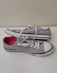 Converse All Star U.S size 5 Gender Junior Grey/white, Pink inside