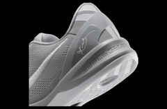 Nike (GS) Kobe 8 VIII Wolf Grey / White-Wolf Grey 7 Youth / 8.5 Women