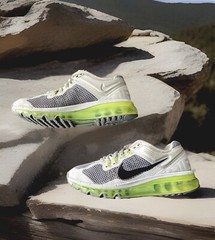 NIKE AIR MAX 2013 SNEAKERS WOLF-GREY/VOLT-GREEN GRADE SCHOOL YOUTH SIZE 6Y