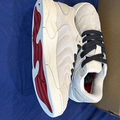 Jordan Session Phantom / Varsity Red Size 6.5 Youth