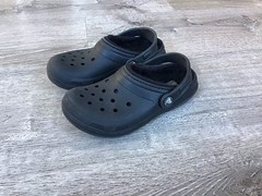 Crocs Youth/Kids Black Lined Classic Clogs Size J1 Comfort Shoes