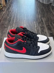 Size 3.5 (GS) – Jordan 1 Low White Toe PRE-OWNED