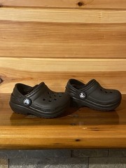 Crocs Slip On Lined Shoes – Toddler Size 4 Black w/ Fuzzy Liner C4 Super Cute