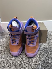 NIB On Running Cloudhero Mid Waterproof Hiking Shoes Orange/Lavender 2.5 Kids