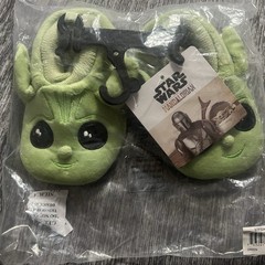 Star Wars Mandalorian Kids Slippers Size Medium Small 5-6 NWT
