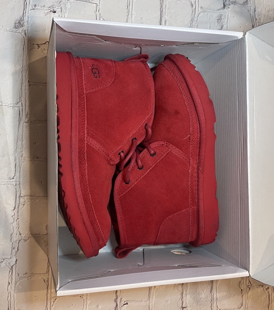 UGG Neumel II Classic Chukka Boots Big Kids‘ Size US 4 Samba Red