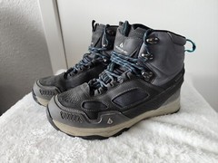 Vasque Breeze AT UltraDry Hiking Waterproof Boots Kids Size 5 Gray w/ Teal