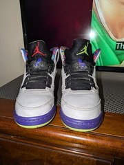 Size 7 (GS) – Jordan 5 Retro Mid Alternate Bel-Air