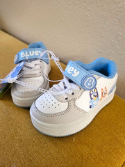 Luceo Studio Bluey Light Up Hook & Loop Strap Sneakers Unisex Kids 5 White/Blue