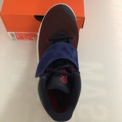 Nike Kyrie Flytrap III (GS) Size 7y Obsidian/Deep Royal Blue