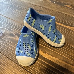 Native Kids Low Top Slip-On Casual Shoes Lightning Blue Green White Toddler SZ 5