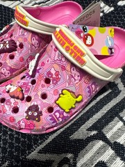 crocs hello kitty and friends Sanrio limited edition c9.