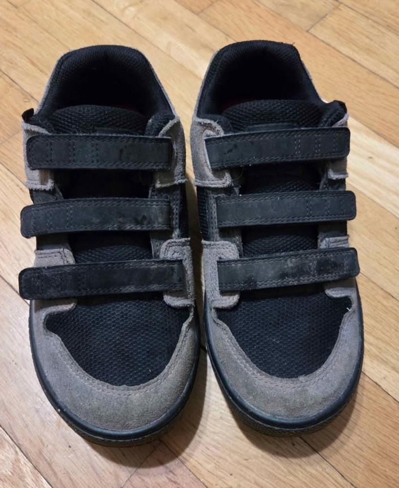 Size 4.5 (GS) – adidas Five Ten Freerider Low Grey