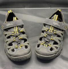 RIP Kicks Kid’s Shoes – Size 5