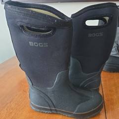 Bogs Boots kids size 2 Classic High Handles Pull On Midcalf 52065 Black Fabric