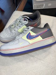 NIKE Air Force 1 Low GS Dunk Sneakers Youth Sz 7Y Athletic Shoes CT1628-001 042