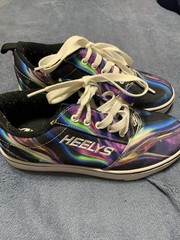Heelys Pro 20 Prints Skate Shoes Youth Size 6 Black Purple Swirl EUC