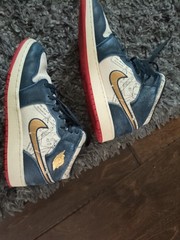 EUC Nike Air Jordan 1 Mid Take Flight Armory Navy Gold Size 7Y-worn very little