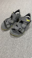 Teva Barracuda Sandals Kids’ / Youth Size 1 Waterproof Hiking Strappy Sandals