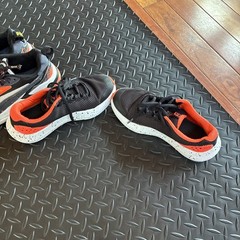 Under Armour BGS Surge 4 Training Running Shoes 4y Puma PUMA Vis2k Full Throttle