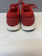 NIKE Star Runner 2 Low Sneakers / 907254-600 / Size US 5.5Y / Great Shape!