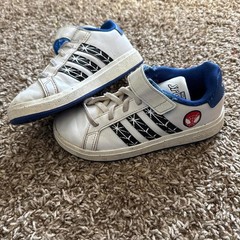 Marvel Kid’s White and Silver Trainer