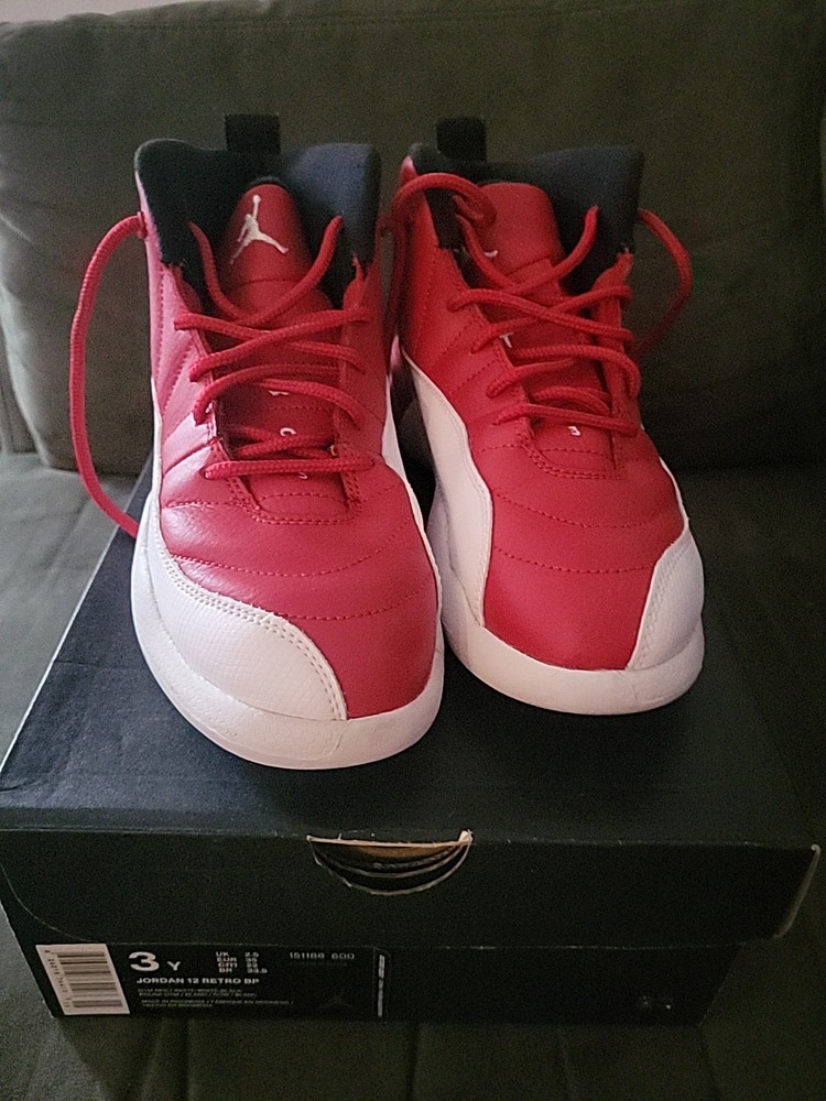 Jordan 12 Retro