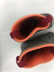 PLAE Landyn Youth Boots Waterproof Pull On Gray Leather Upper Unisex US Sz 8.5