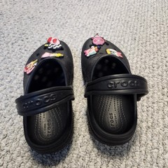 Black Crocs Classic Clogs with Nintendo Character Jibbitz Charms Size 11 Toddler