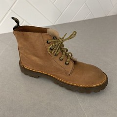 Dr Doc Martens Brown Camel Leather Air Wair Boots Bouncing Soles Youth Sz 1