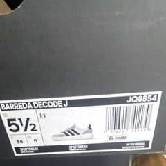 adidas Barreda Decode J White/Black/Gray Low Top Sneakers 5.5 JQ8854
