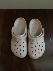 Crocs Classic Clogs Light Pink Color Kids Size J4 Pre-owned