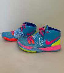 NIKE Kyrie Basketball Multicolor High-top Sneakers CZ4693-409 Shoes Size 1Y
