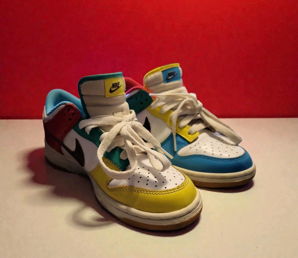 Size 6Y Nike Dunk Low SE Free.99 Mismatched Sneakers Youth