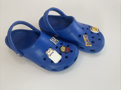 CROCS CLASSIC CLOGS Back Straps Youth Size 5 Blue Basketball Charms