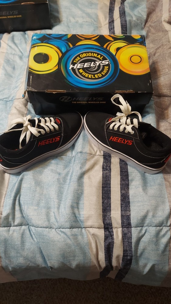 Heelys For Bigger Kids Size 6
