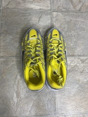Nike P-6000 Lightning Metallic Silver GS Shoe Size 4Y Yellow HV5064-701 NWT