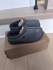 Ugg Tasman Obsidian Big Kids Sz 1 Authentic Brand New K1019066K