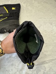Sorel Children’s Flurry Snow Boot Black Yellow Kids 11 Waterproof Warm