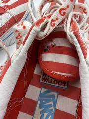 Vans x Where’s Waldo Striped Old Skool Sk8 Kid’s Size 2.5 Sneakers Red White